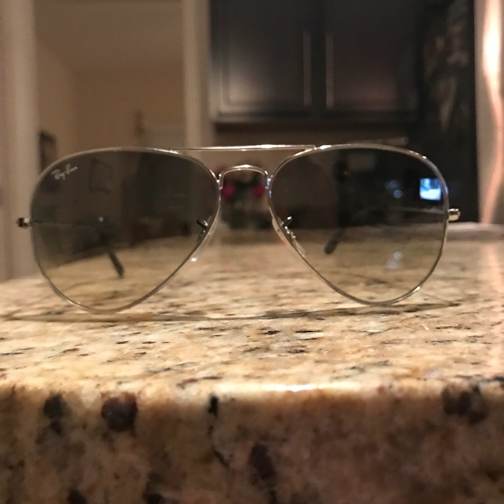 Ray Ban large aviators